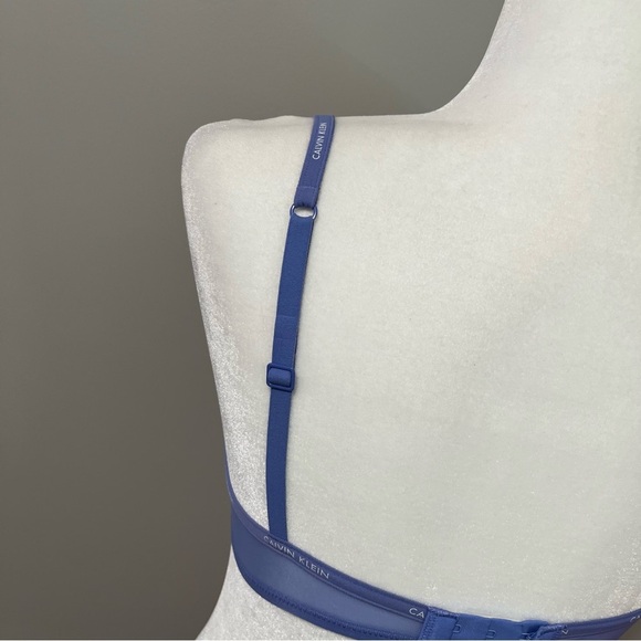 Calvin Klein Sheer Marquisette Lace Unlined Demi Bra - Picture 7 of 9